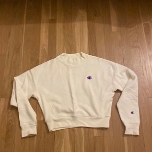 Champions cropped crewneck (s)